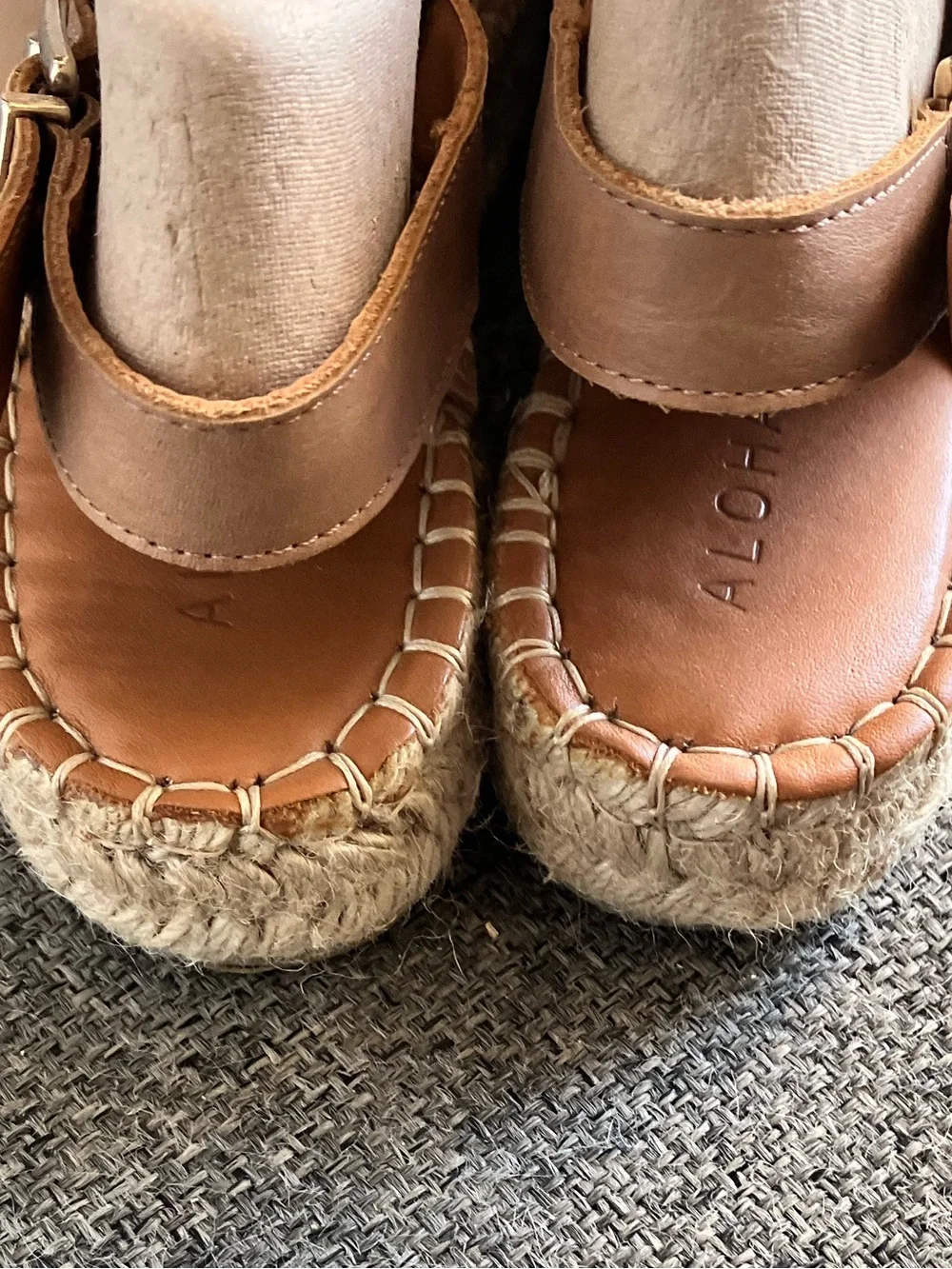Alohas Marshmallow Sandals